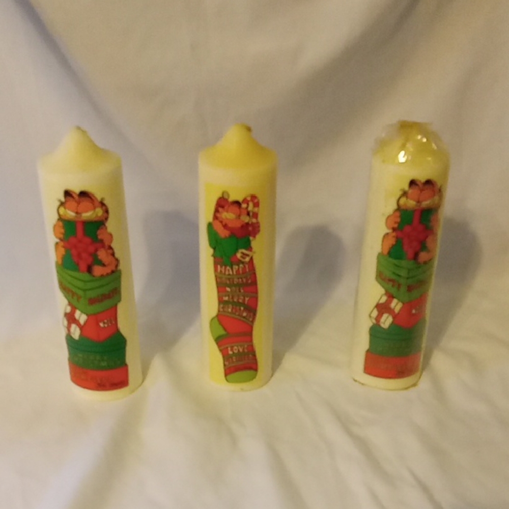 Garfield Enesco Christmas Pillar Candle Lot